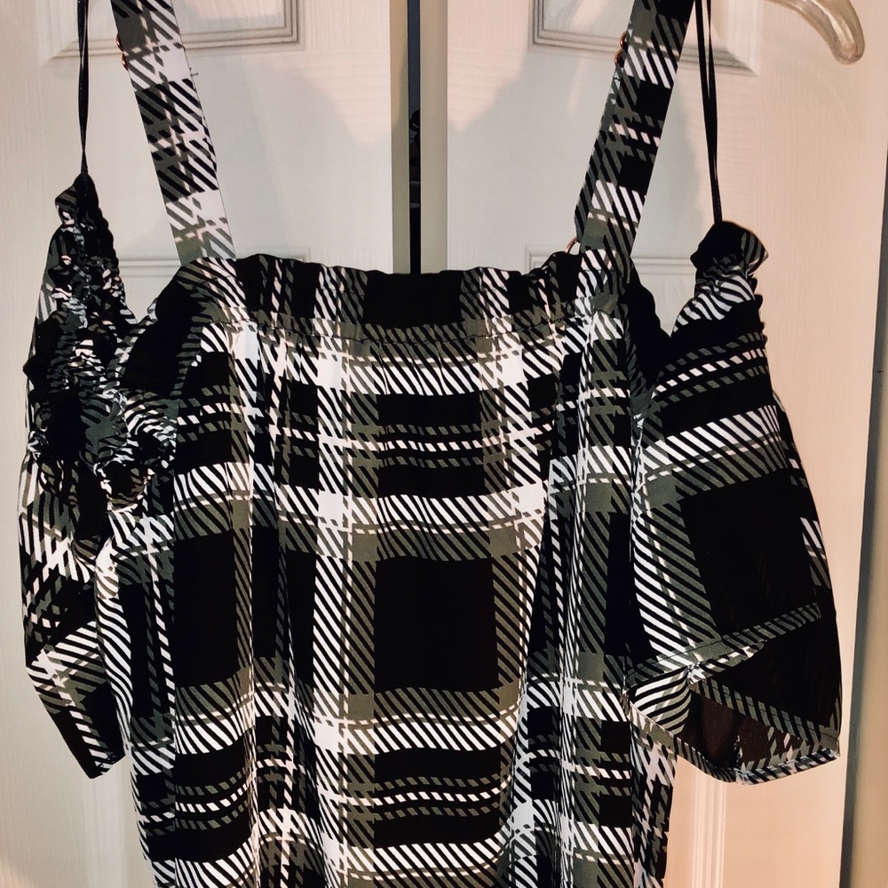 Juniors off the shoulder shirt